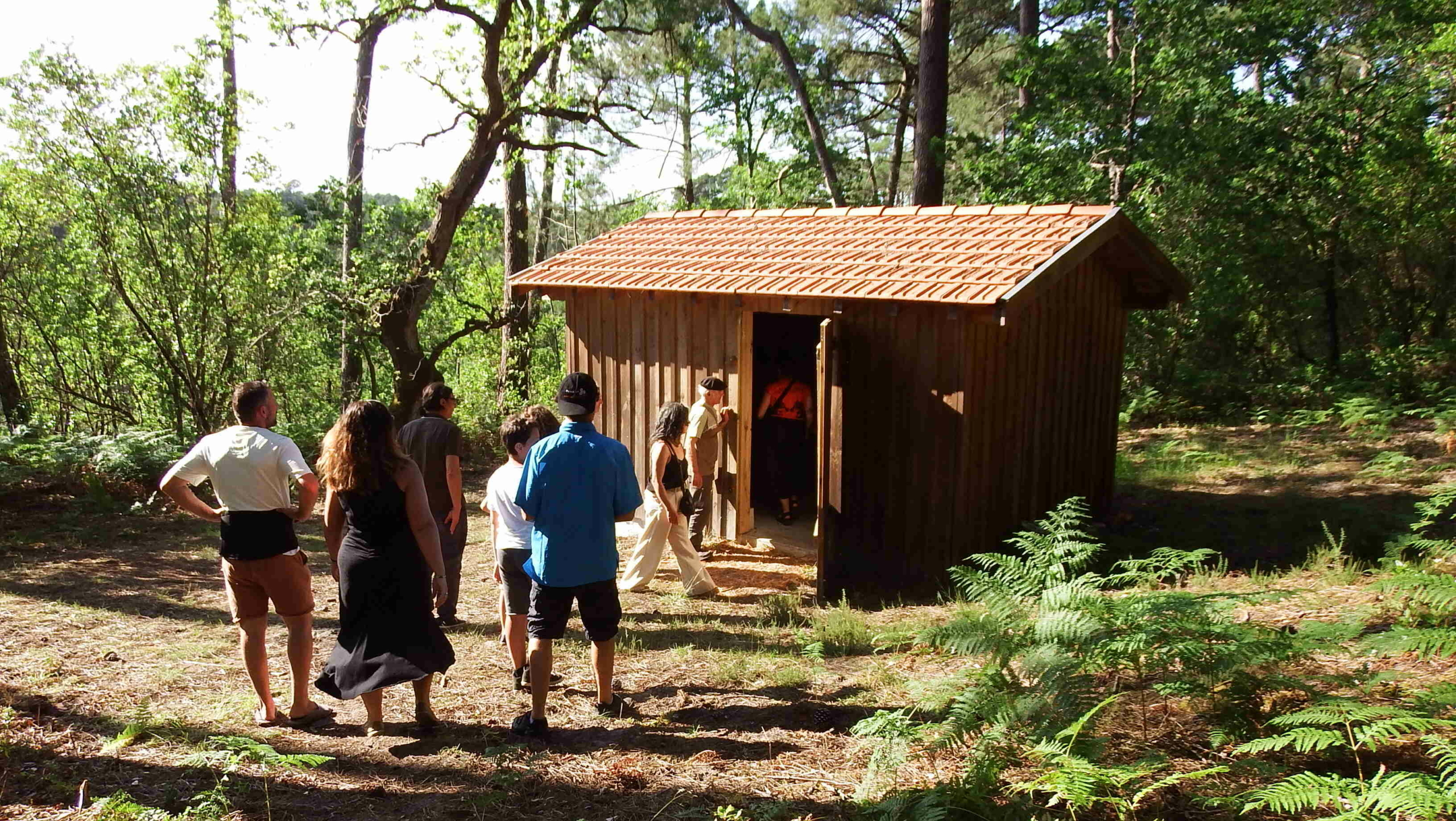 Archivé: Journée conviviale et artistique : Présentation du workshop au Sentier des Résiniers