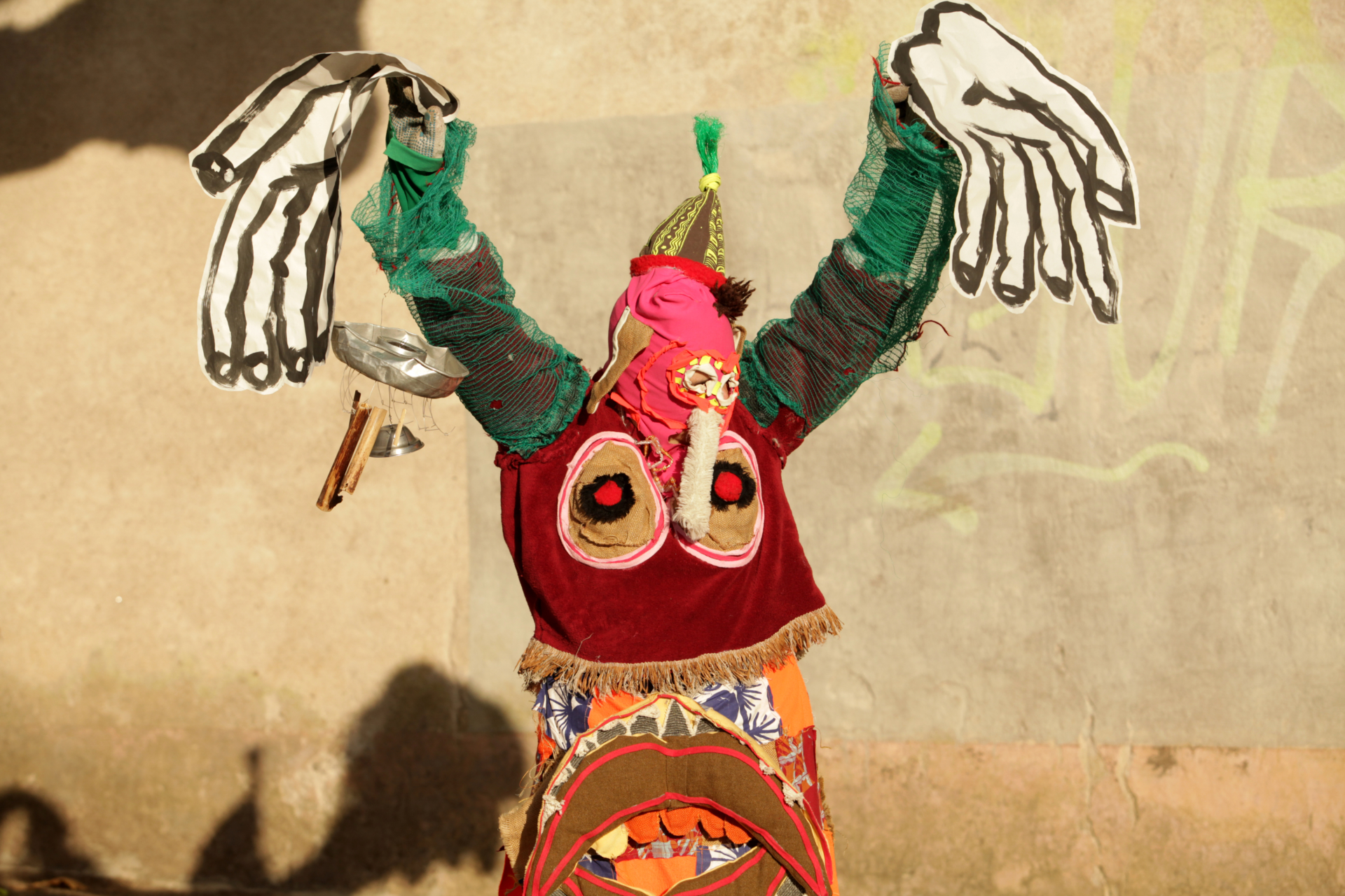 Apparition spectaculée Mascarade